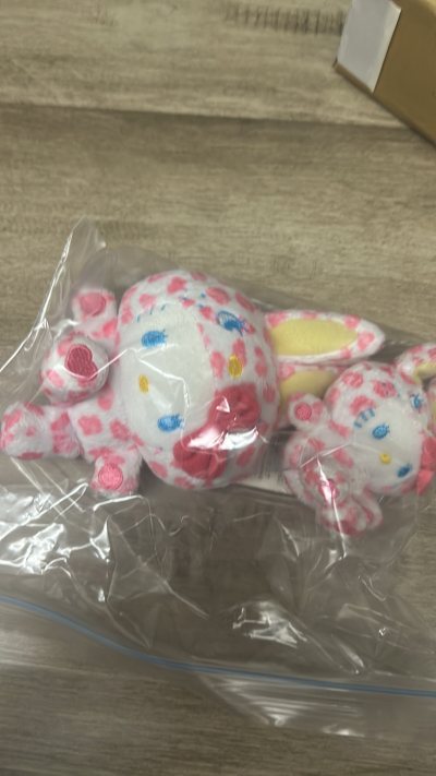蛮不错的，一次购物体验和单和发货的速度都特别的快，然后邮费也比较便宜，总的来说购物体验比较流畅，优越，下次还会再来的