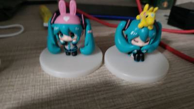 初音ミク× CuteRody联名小手办，特别小巧可爱，手办很轻，于是选择走拼团，经过二十几天就到家了，包装非常好，没有损坏。