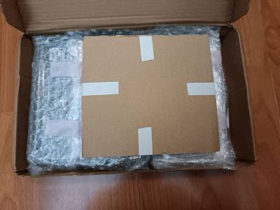 切了一些CD，购物体验可以说很好了，包装很严实，也不会因为路程太远有严重损坏的地方，而且也很方便，等的时间也没有想的那么久。