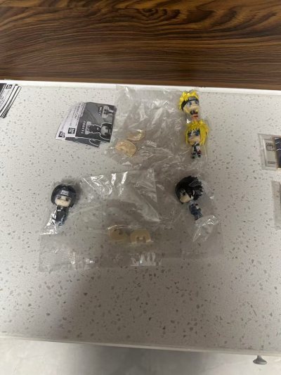 扭蛋中毒但在国内收又怕收到祖国版，直接挖煤姬上切了一波，一如既往的下单快，不会卡直接自动就不担心自己看上的谷子被切走了，很舒心