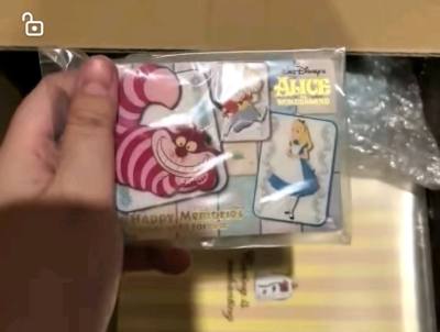 这次买的3d小相册特别特别好看
本来还想拍一下效果 结果手机拍不出来哈哈哈
肉眼看特别特别立体 特别好看
这个小卡册也很好看
