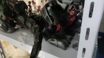 物流很快 包裹很严实 客服态度很好回来，很有耐心解答问题 每次购买都很舒服 一步到位 买买买戒不了哈哈。真心喜欢 继续购买