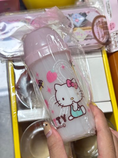 很好很好 速度挺快的 打包人员也包的很好，箱子严丝合缝，易碎品也安全到家了 感谢挖煤姬工作人员，会继续使用挖煤姬的