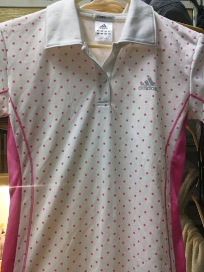 在挖煤姬买衣服，页面商品图高清，详情翻译精准。客服回复快，合单后免费换新箱，物流选的EMS，一周就收到，包装严实，衣服完好无损。