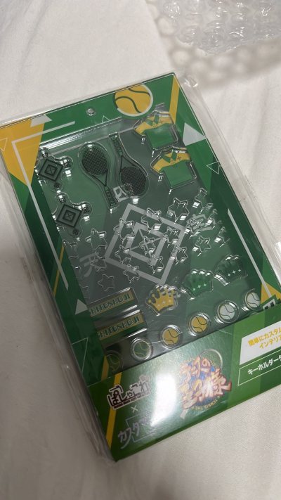 切到了很想要的立牌和谷美，超级开心的。购买的过程很丝滑，快递也很顺利。买了最贵的箱内保护，快递箱里的商品也确实被包裹得很好，感觉被泡泡纸淹没了w
