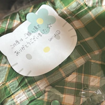 可可爱爱的一波！大爱彩虹的人类幼崽！原计划钥匙扣改成项链毛衣链搭配裙子的，卖家标注的未使用，结果…挺合理化的小纸条也是佩服！平台是靠谱的～买手代拍也是靠谱的！但是不代表商家卖家诚实可信，花小钱买个血泪给大家提个醒，图片一两张的必然存疑～只拍正面没有背面多角度的避雷啊...