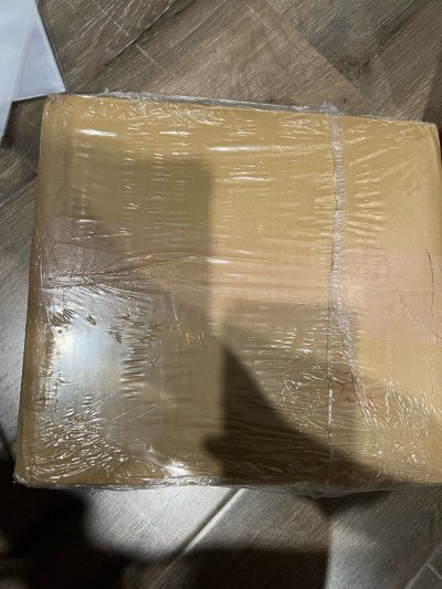 真的是买得够多了，该适度收手了。但真的好喜欢收到的小纸片，每次看见心情就会变得很好。包装和商品质量依然很满意。好评，