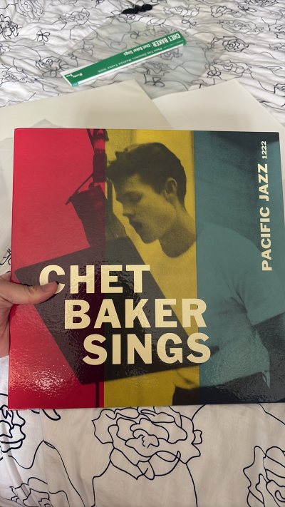 非常棒的一次购买体验，也非常高兴能够拍卖到这张Chet baker sings的日本究极复刻版本 然后就是包装运输很到位 ，拿到手没有什么磕碰。