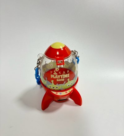 品质依旧在线。App的推送通知很及时，从打包到清关每个节点都心中有数，成功入坑，已经在物色下一批目标了！
