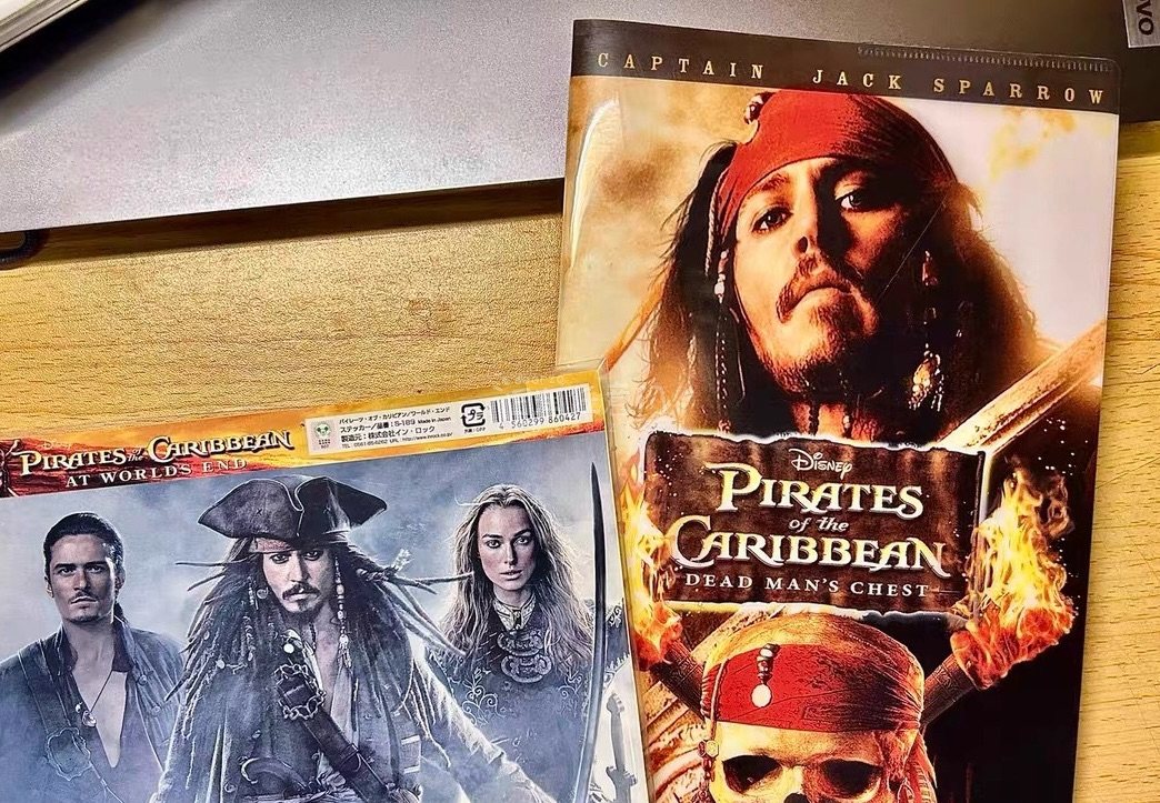 新的一期挖煤姬开箱分享。近期手续费活动非常多所以很多商品切下来都是好价。对小食量党非常友好。这次选的依旧是ems，从发货到收货一共只用了八天，效率惊人。包装方面也很给力，箱子外层有加厚防撞膜，内部还用了泡泡纸单独包裹易碎品，保护得非常周到。更惊喜的是所有原包装都完整...