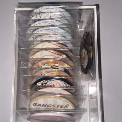 从选择邮寄方式到收货总共耗时15天，到国内后清关特别快。箱子严丝合缝泡沫纸包的很安全，很安心的一次，感谢。