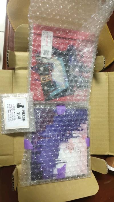 非常棒的一次购物，很nice，包装完美。我购买的CD音质非常出色，听起来极为动人。包装精美，细致入微，让人感受到商家的用心。每一个细节都让人满意，仿佛是在享受一场视觉与听觉的双重盛宴，令人心情愉悦。
