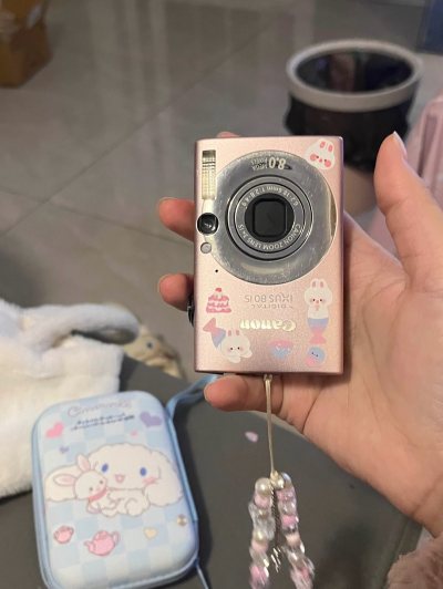第一次用挖煤姬下单，过程非常简单～每一步都有对应的教程，客服也很负责积极，大概半个月就到了，东西没问题?可以美美拍照啦