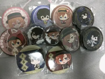 第五次在挖煤姬购买物品，走的是竹蜻蜓物流很快，创建工单客服回答很到位，退款也快，
箱子体积合适，客服沟通到位，推荐大家使用，文件夹商家还多给我一张，人很好。