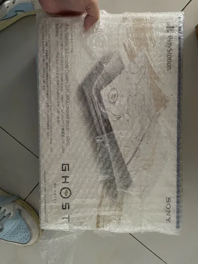 这次首发购入的羊蹄山机壳，发货速度快，用的挖煤姬竹蜻蜓，代交税，非常方便，并且包装很好，收到后八角尖尖，非常完美