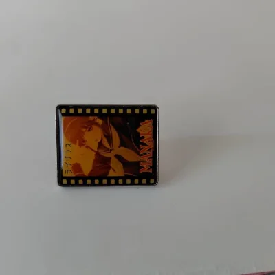 丝滑下单，隔日达。拆箱仪式感拉满，实物与卖家秀零差距。质感对得起价格，这次冒险以满意收场，治愈了所有疲惫。