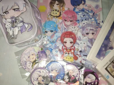 第六单挖煤姬切煤，用的是竹蜻蜓专线 速度很快 包装很严实 纸箱也很结实 有很萌的文件夹而且很好价 很喜欢报纸虽然看不懂