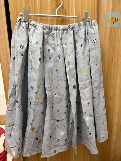 这次在挖煤姬上又淘到了很多漂亮衣服！！挖煤姬搜索机制真的很优秀，操作起来很便捷，切煤也很高效，从下单到运回来都很顺利方便，因为不着急所以选的海运可以更便宜，但是也很快就到了！推荐有海淘需求的宝宝使用挖煤姬哦！