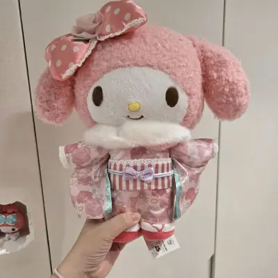 这只之前一直没蹲到好价格
居然被我在煤炉上遇到了,加上运费税费
价格还是比较香的,直接拿下
拿到实物发现更好看,好喜欢啊！