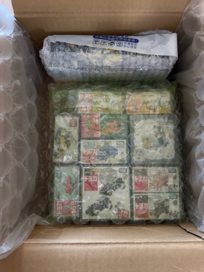 最近在挖煤姬上海淘了多美卡玩具小车
格非常不错，马上就下单了。发货的国际物流也特别
迅速，物流选择ems，到手了里面的东西也
包的很严实，不仅套了泡沫纸还填充了纸团。检查了
下，完全没有问题，效果也很完美，海淘的首选