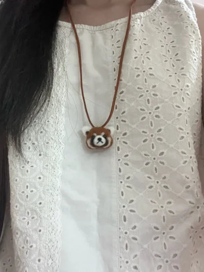 挖煤姬切煤的速度很快，并且经常有免手续费的活动，从发货到收到只花了六天的时间，购物体验非常好!收到的衣服也很美丽，超级符合预期，还会再继续购入的!