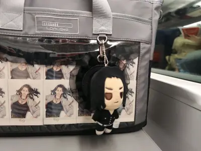 超级可爱的毛绒场地和拍立得，不仅送优惠券还价格划算，而且性价比超高，已经推荐给朋友了，下次还会回购！