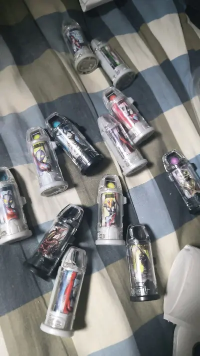 玩具质量超棒！无异味无毛刺，孩子玩得超开心，还能锻炼动手能力，包装严实没损坏，物流也快，真心推荐给宝妈们！