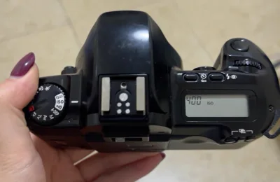 第一次在挖煤姬上海淘相机安全下车！走的海运没有被税 买到的宝丽来相机是全新的 包装也非常用心 安全送达 胶卷相机也全是正常使用的 非常喜欢 价格一台宝丽来差不多就回本了 非常满意的一次购物体验 过程中出现的小问题挖煤姬客服也都积极处理了