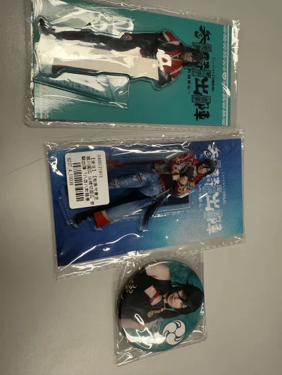 第一次在平台上买，整体的流程非常丝滑，因为不着急，时间比较长但是还行。送到的商品和图片一样，包装也很严实，好评。