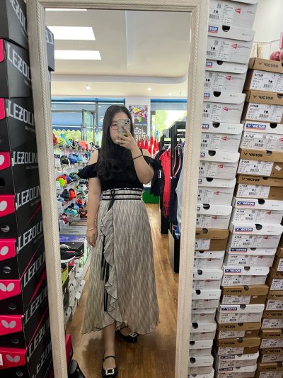 捡漏，snidel全新绝版半裙特别喜欢