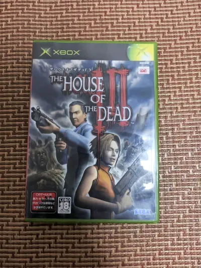 这次来的是一款非常经典的游戏死亡之屋3，1代在世嘉土星平台，2代在世嘉DC，这是三代在初代XBOX推出，个人3代感觉是最好玩的一款。打包非常仔细，盘面几乎全新 适合收藏！