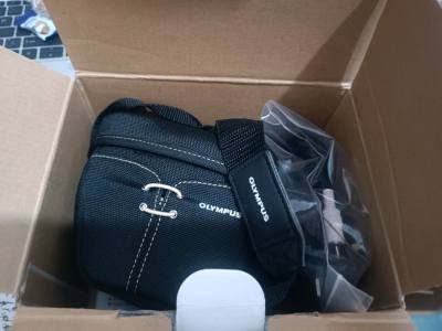 居然买到了超级新的sp810，原装配件都在几乎没怎么用过，而且价格也很划算，比国内便宜一半，真的太值啦