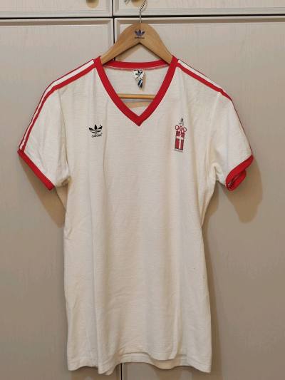 强大的翻译功能，让我不用特意下载翻译app左复制右粘贴什么的，这件衣服就是用挖煤姬的翻译功能搜出来的，性价比很高！