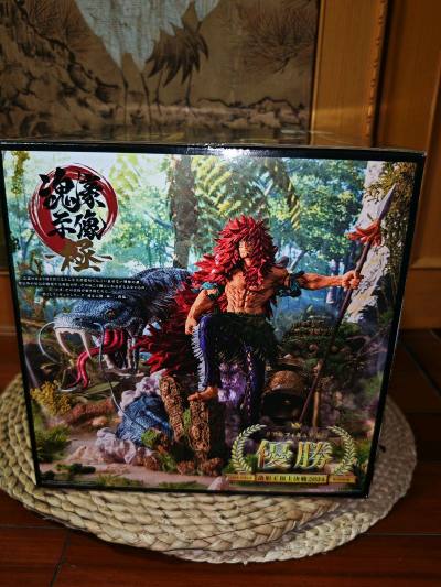 拍卖好用，日拍有优惠券时用一次券即可，比rng的智能很多，还可以煤炉拍卖；入库显示实重和体积重，运费背刺概率小，有拼团，综合起来功能均衡，好用