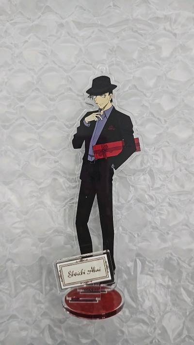 好价礼物秀一立牌 和家里的q版凑了一对 美美的很安心 特别喜欢这种带背板的立牌有好价拆摆的 因为自己买的全新舍不得拆