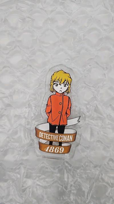 好价的红衣哀亚克力块 很厚一块很有质感 美美复数了 特别喜欢柯南的原画柄 比动画版耐看多了 特别特别美丽 好吃爱吃