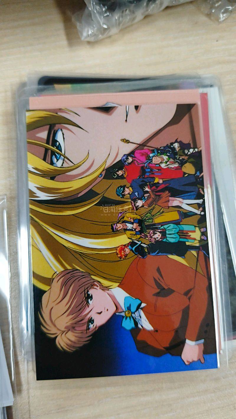 买到银河列车999，很古早的动漫，非常经典，感叹那个时候的日本漫画动画家就脑洞大开，顺便买了龙珠英雄卡也很不错