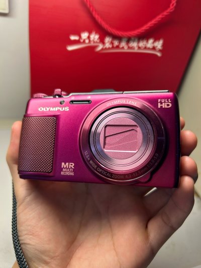 操作门槛极低，新手友好：全程中文界面，支持直接粘贴商品链接自动解析信息、计算费用，无需自行对接转运公司或处理外文地址