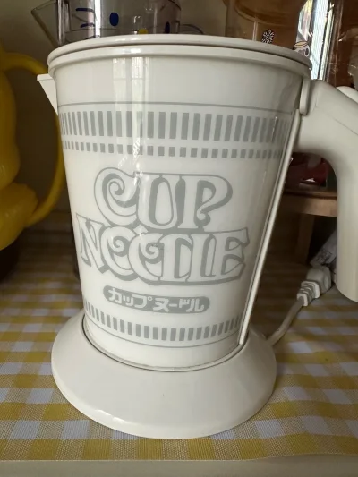 做为一个颜控，第二次开箱了，心情依旧很激动，真的是太太太可爱了，且实用，超级喜欢kitty，所以买了好多中古，分享下照片给大家
物流超级无敌给力，包装也很给力，之前担心怕物品损坏，结果没有一点破损，虽然选的是普通填充，但是泡泡纸塞的很满，挖煤姬海淘真的是太赞了