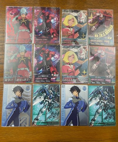 再一次收到了挖煤姬的货，很开心。这次的主角依旧是高达卡，入手了限定的烫金卡，虽然比较贵，但是依旧为自己能够买到这样好看的卡开心！