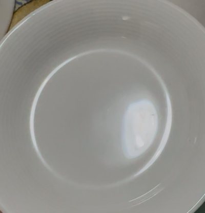 这个系列的盘子我一直喜欢的都是它的质感，虽然很容易产生划痕但是也是使用的证据，挖煤姬一如既往的速度也让收物更加愉快