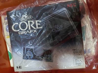 NEC和哈德森一起出的游戏机，处理器是8位但芯片是16位所以据说画面更好（因为出的机型太多就收了一台）、snk出的游戏机（ngpc），摇杆确实手感好