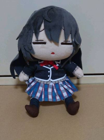 切到了个雪乃的娃娃套装 里面的大部分都很喜欢比较稀有 涵盖了雪乃的大部分娃娃 到时候便宜的国内再补上基本可以毕业了