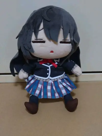 切到了个雪乃的娃娃套装 里面的大部分都很喜欢比较稀有 涵盖了雪乃的大部分娃娃 到时候便宜的国内再补上基本可以毕业了