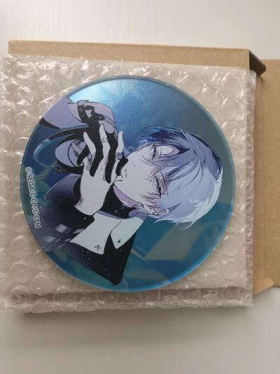 第一次用竹蜻蜓寄比较易碎的物品，中途一直担心会有损坏，但最后还是安全下车了，物品完好无损。
镜子画的工艺还是太好看了，相机拍不出一半的美丽。