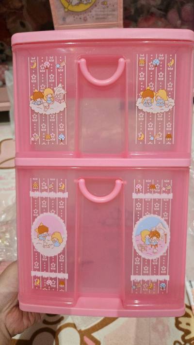 这次挖到的东西都好喜欢啊！
竹蜻蜓的速度真的好快
特别是这个收纳,成色无敌好,太喜欢了！
这个kt联名价格也很好
开心开心