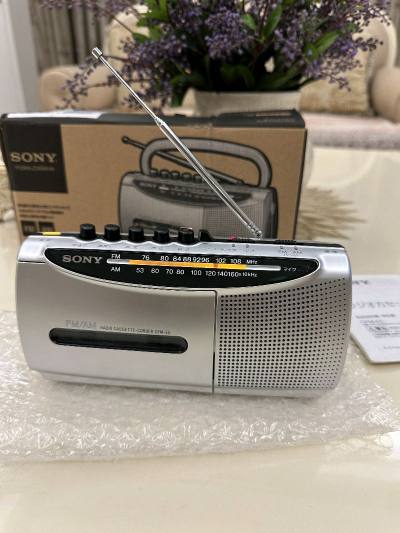 这次购买的物品有卡式录音机和磁带机和PSP和PS2各类游戏卡带，到手的物品都测试了，应该还是非常不错的，以后还是会继续关注该平台，购买自己喜欢的各类物品！