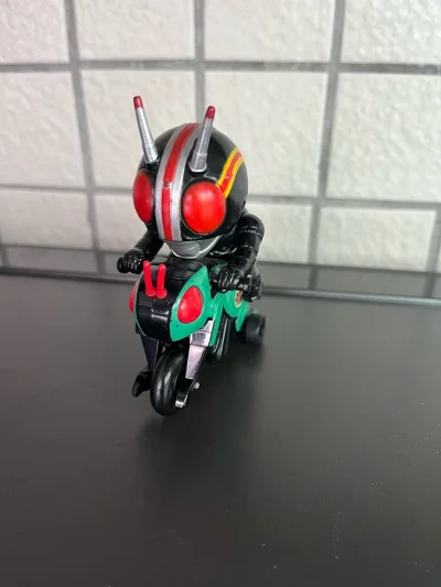 这次购买满满的欢喜感，再一次感受到老物的魅力所在，愉快配送给力，比较快，包装给力，下次还会继续支持的，十分满意