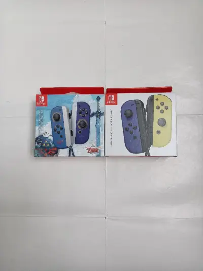 这次买了两盒switch的手柄。两个都是全新未拆封的，八角尖尖，天空之剑限定版真的太好看了，爱不释手，收藏了。