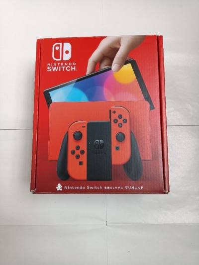 这次通过任意门从日本买了switch的外包装盒，拿到手成色很好，无破损，正好用来替换掉原来的外盒，让我的游戏机颜值大涨。